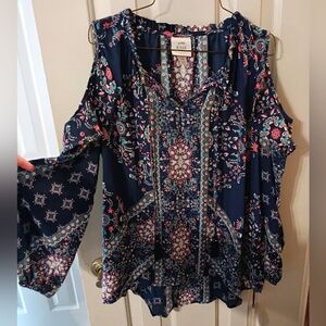 Navy Floral Cold Shoulder - XS - NWT